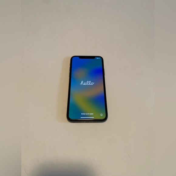 Apple iPhone X - 256GB - Space Gray (Unlocked) A1865 (CDMA + GSM) - Picture 1 of 11